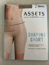 Spanx Shaper Assets Women's Size Small 1 Nude Beige High Waist Shaping Short New