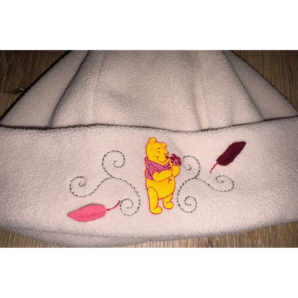 Винтажная милая флисовая шапка Disney Pooh для малышей ясельного возраста с кремовой вышивкой - Изображение 2 из 4