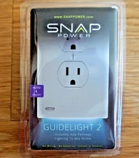 SNAP POWER GUIDELIGHT 2 OUTLET WALL PLATE LED LIGHT WHITE O1GL-XWH-NP20  NEW