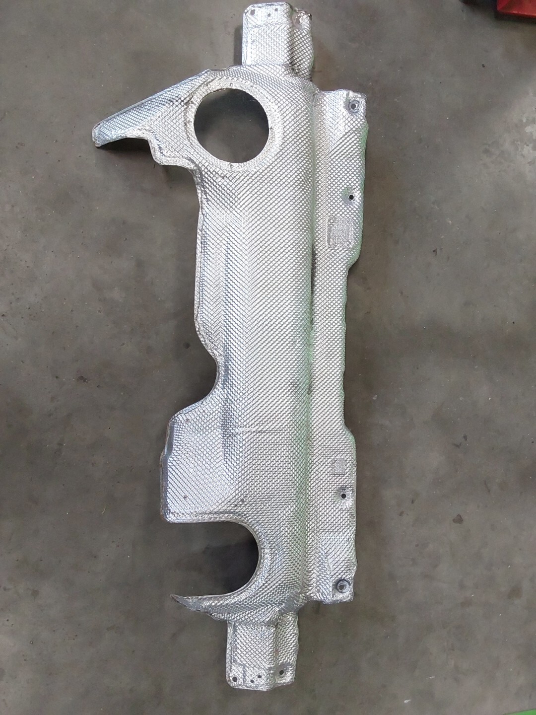2015 Lamborghini Huracan 610-4 Rear Back Bumper Heatshield P/N 4T0825613