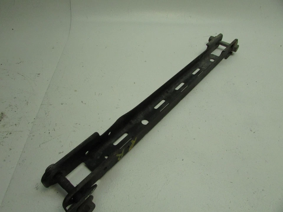 Braço de controle transversal inferior traseiro direito passageiro Mercury Sable 2008-2009 - Imagem 2 de 4