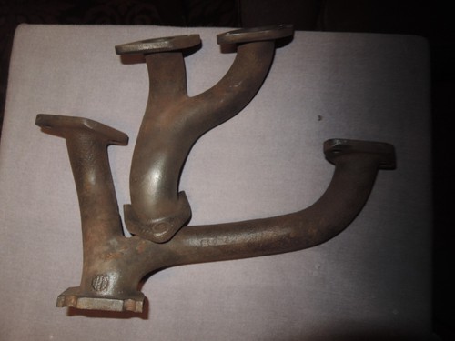 ALFA ROMEO 750 GIULIETTA NORMALE Used Original 2 PC Cast Iron EXHAUST MANIFOLD - Picture 12 of 12