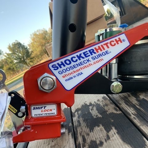 Refurbished Shocker Gooseneck Surge Air Hitch & Shift Lock Coupler