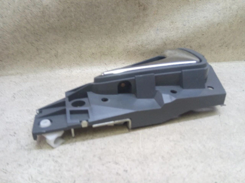 Manija de puerta interior izquierda del conductor para Honda Odyssey 2005 2006 2007 2008 2009 2010 Foto 3 de 4