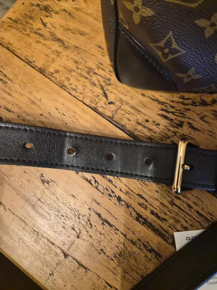 Louis Vuitton Odeon Crossbody Bag Compkete Set With Box And Dustbag - Image 3 of 4