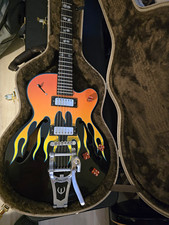 Epiphone Flamekat Semi-Hollow 6-String Electr...