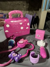 Disney Minnie Mouse 5 piece toy medical doctor's kit case play medical tools