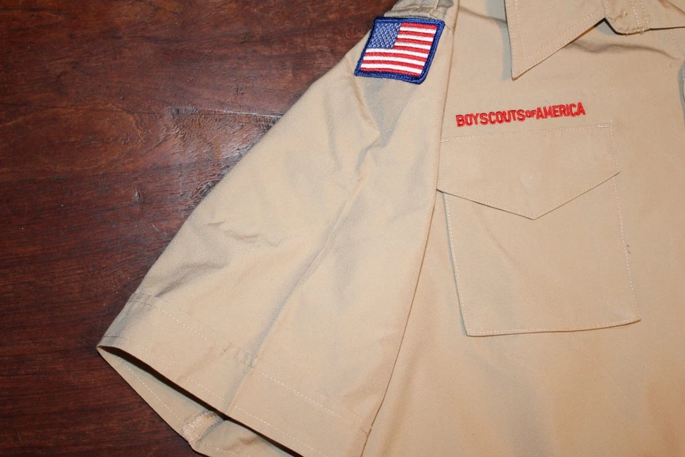 Camisa para hombre Boy Scouts of America BSA tostada mediana lisa sin parches manga corta Foto 2 de 4