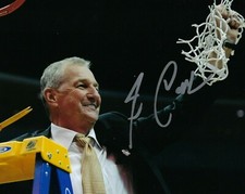GFA Connecticut Huskies Coach Jim Calhoun Unterzeichnet Autogramm 8x10 Foto B