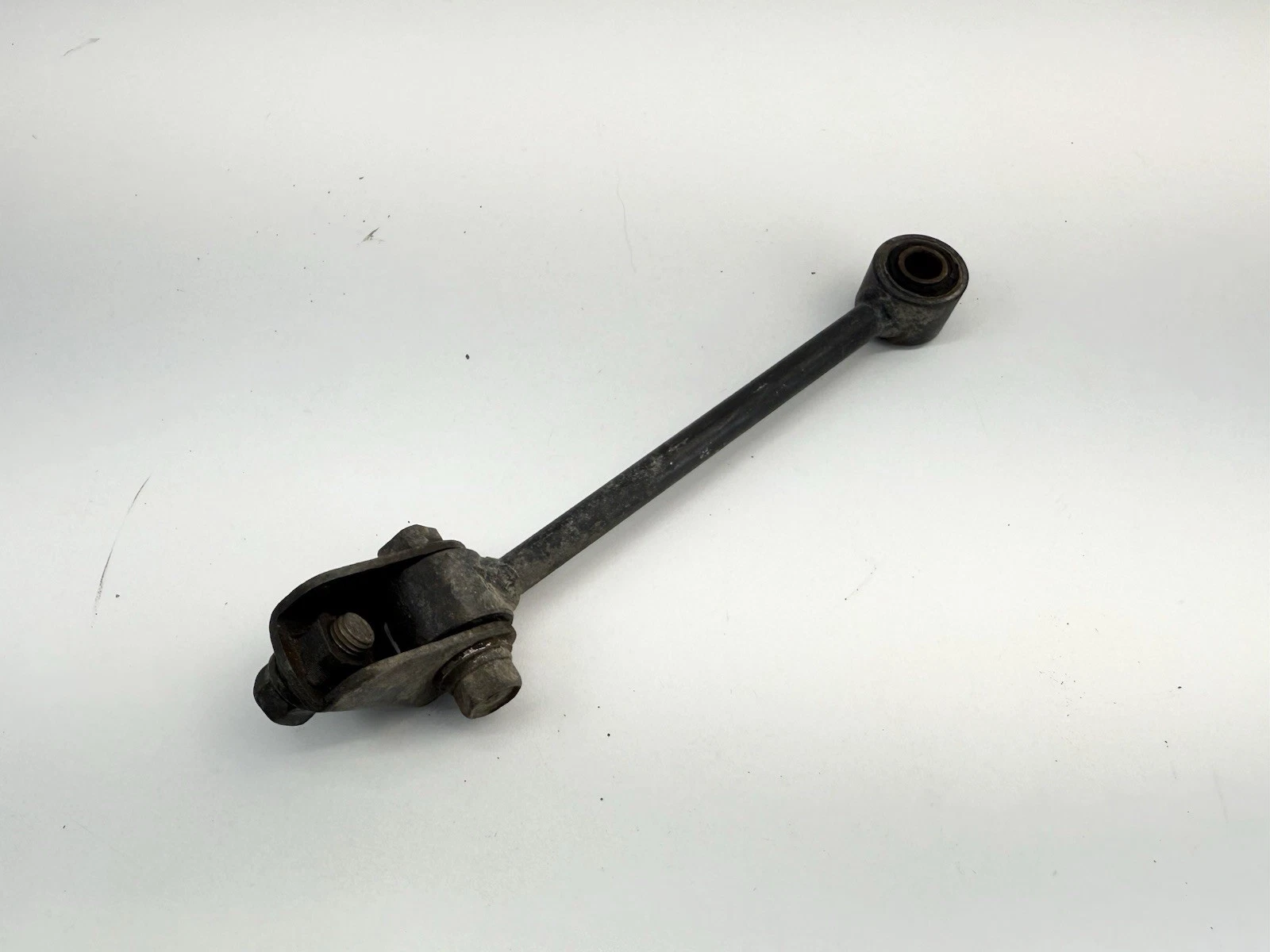 ✅ 1987 - 2006 Yamaha Banshee 350 YFZ350 Engine Mount Damper Bracket OEM 2000