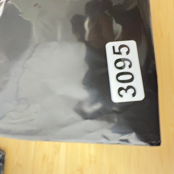 Nike Shirt Mens Small Red New England Patriots Dri Fit NFL Training Equipment thumbnail 5