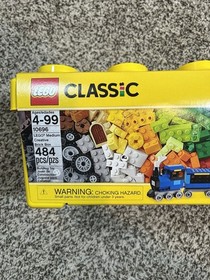 LEGO Classic Medium Creative Brick Box 484Pcs Building Set NEW Sealed Toy