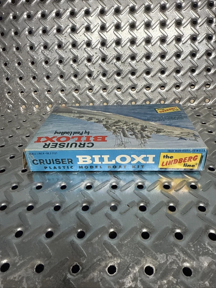 1960(s) Lindberg Light Cruiser Biloxi 1:1080 Scale Kit #881 New In Box As Shown - Image 4 of 4