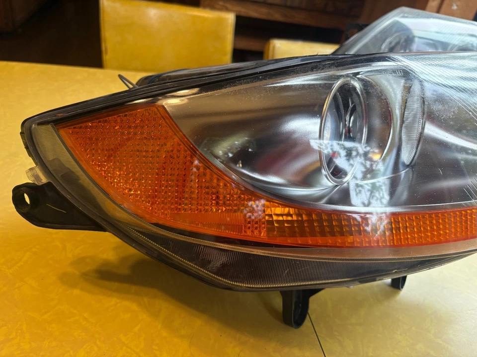 Faro lateral derecho pasajero BMW Z4 2003-05 xenón con intermitente ámbar Foto 3 de 4