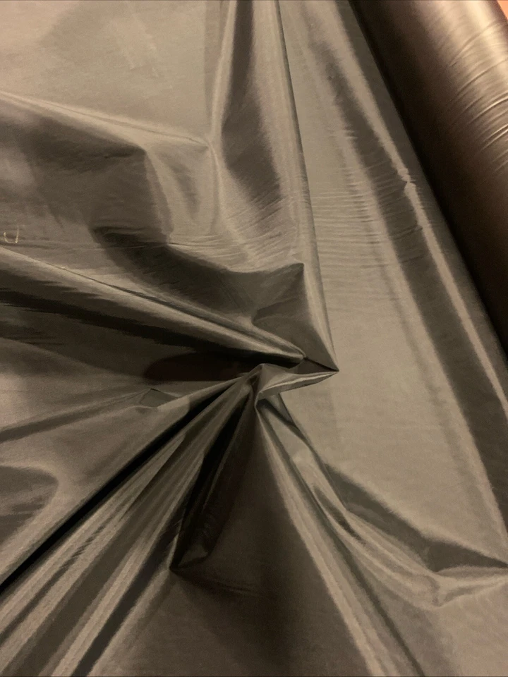 70 Denier Ripstop Nylon Tafetán Blackout Klay Recubrimiento por Yarda Foto 2 de 2