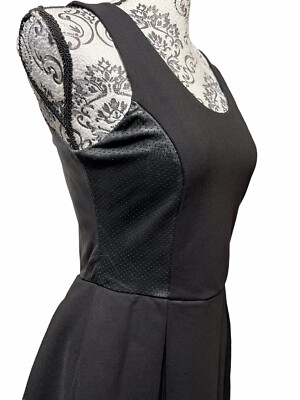 Parker Black Knit W/ Lambskin Leather Accent Scoop Neck Short Stretch Dress  M | eBay