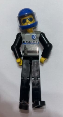 LEGO MINIFIGUR Technic Figur Polizei Tech029a von 8230 Coastal Cop Buggy 1996 - Bild 1 von 2