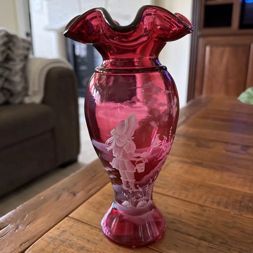 Fenton Art Glass Mary Gregory Hand painted Vase Cranberry #577/1850 Signed