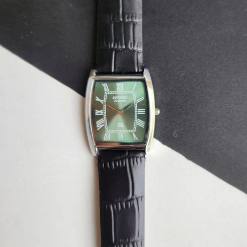 Vintage Seiko Slim Tank Quartz Men Green Dial Dress Watch-Free Shipping