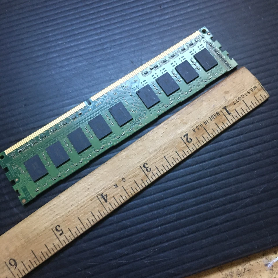 ONE Micron HP 2GB MT18JSF25672AZ-1G4G1ZE PC3-10600E DDR3 ECC RAM Memory LF9LDS2 - Image 4 of 4