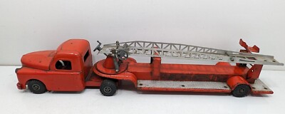 Vintage 1950s STRUCTO S F D Hook & Ladder Fire Truck Steel Toy - AS-IS