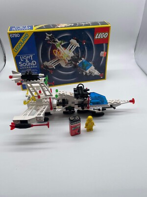 LEGO 6780 Legoland Light & Sound 6780 XT-Starship Box Complete