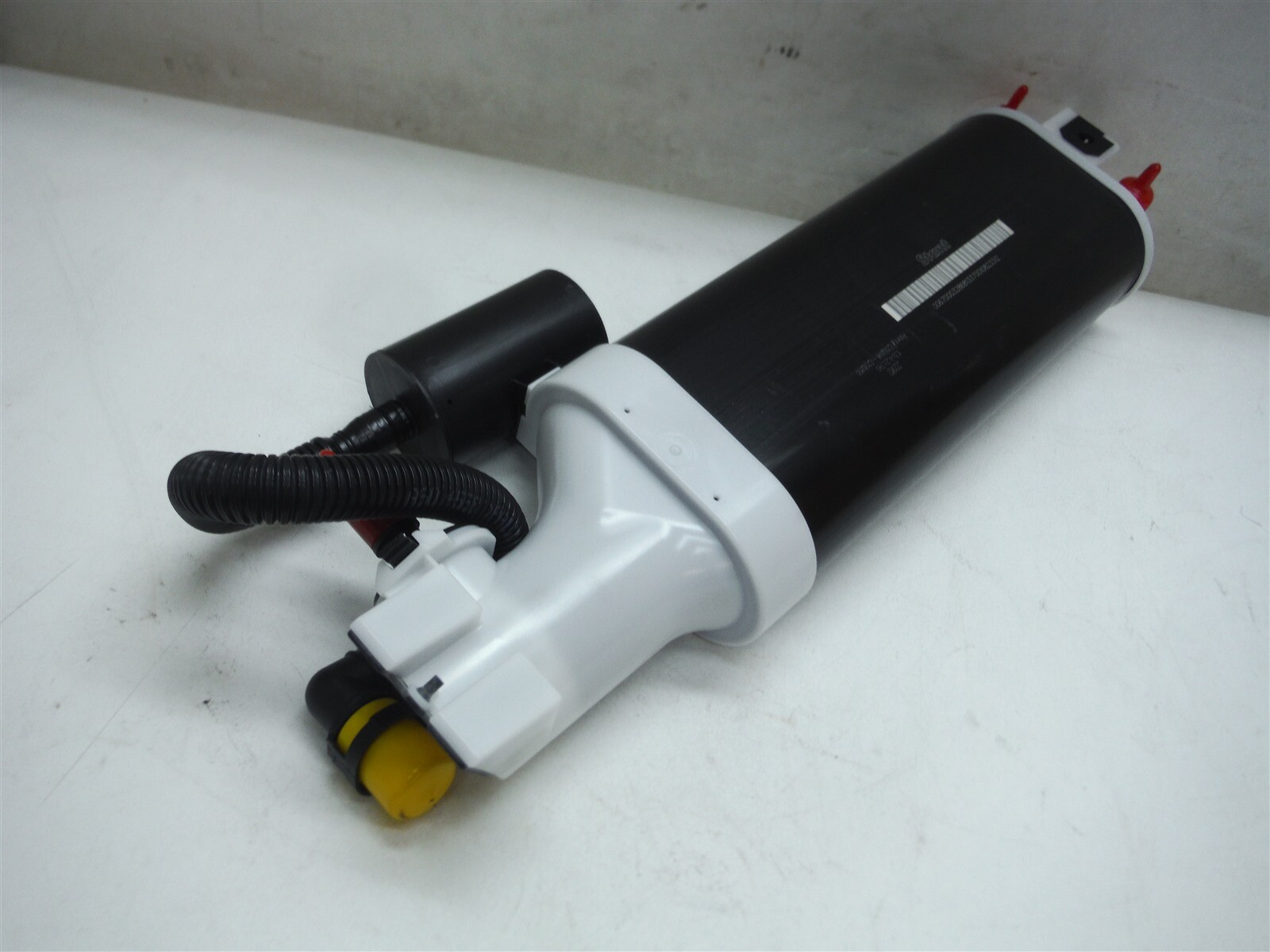 2014-2015 MASERATI QUATTROPORTE GHIBLI FUEL VAPOR CANISTER OEM 670003286 