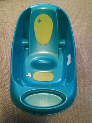 Green Summer Infant Baby Tub Bathtub Bath Time Splash