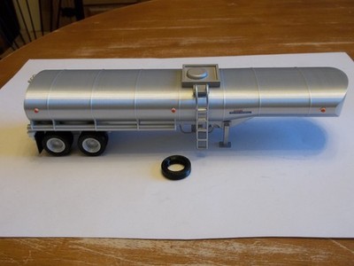 Tanker Trailer for IXO TR100 Mack R - Convoy Rubber Duck Truck - 1/43 - FLAWED