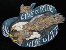 QA15128 VINTAGE 1981 LIVE TO RIDE RIDE TO LIVE MOTORCYCLE MOTTO BELT BUCKLE