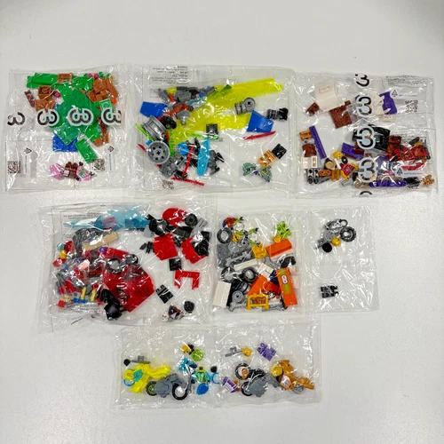 LEGO 8 New & Sealed Packs : Includes 9 New Minifigures + 2 Stuntz Bikes + More
