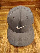 Nike Golf Vapor RZN Flexfit S/M Gray Hat Embroidered Logo Unisex Sports