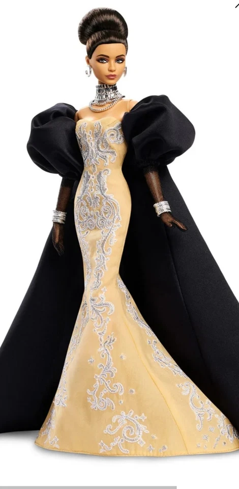 2025 PRE SALE PRE VENTE STYLED BY DESIGN BARBIE DOLL LINDA KYAW NRFB BEAUTIFUL - Imagen 2 de 4