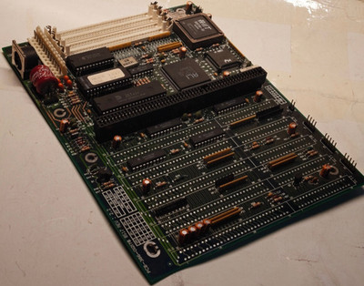 386 Acer 1217 / MG 8517 REV:2.2 RISER Motherboard AMD SX-33 CPU, IIT FPU + 2 MB