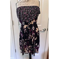 Urban Outfitters Kimchi Blue sz L Black Floral Strapless Jersey Dress