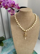 Vivienne Westwood Drop Orbit One Row Pearl Necklace Gold