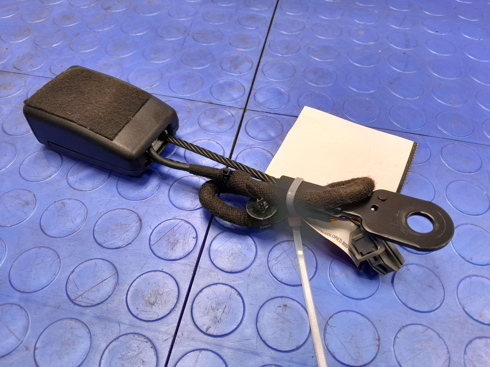 14-24 Maserati Ghibli Front Seat Belt Buckle Left Driver Side Black OEM