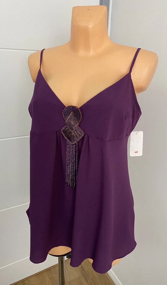 New ladies burgundy beaded motive Christmas party top / vest blouse size UK 20 - Image 3 of 4