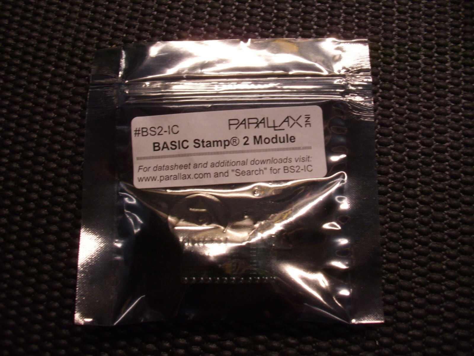 Parallax Basic Stamp  BS2-IC  Microcontroller Module