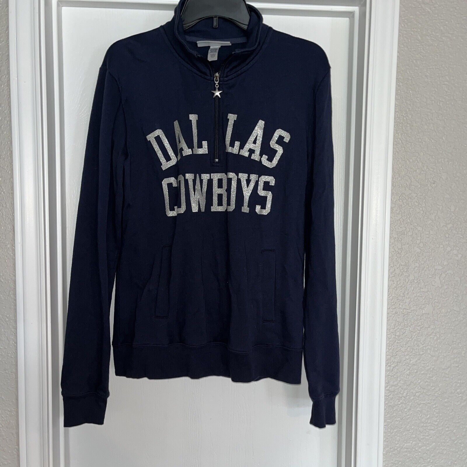 Cowboys Her Style Womens 1/4 zip Pullover Large - image 1