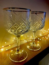 2 X Gold rim Timeless Vintage Large Goblet Gin Glasses Beautiful Cocktail Glass