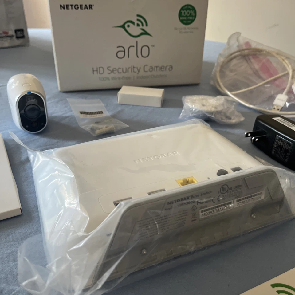  Sistema de cámara de seguridad HD inalámbrico para exteriores Arlo VMS3130 Netgear NUEVO caja abierta Foto 2 de 3