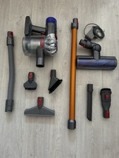 Aspirateur balais DYSON V8 Absolute (Occasion)