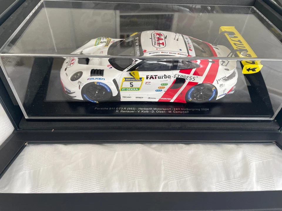 SPARK, PORSCHE 911 GT3 R #5 24 heures Nürburgring 2024 - Photo 2/4