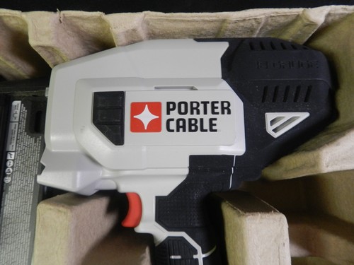Porter Cable PCC791B 20V MAX 18 GAUGE Cordless CROWN STAPLER - Picture 8 of 10