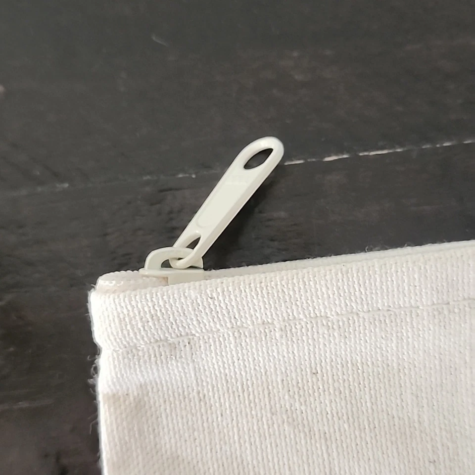 Bolso de Lona DESERT ESSENCE Cierre con Cremallera Maquillaje de Viaje Crema Naranja Amarillo Foto 3 de 4