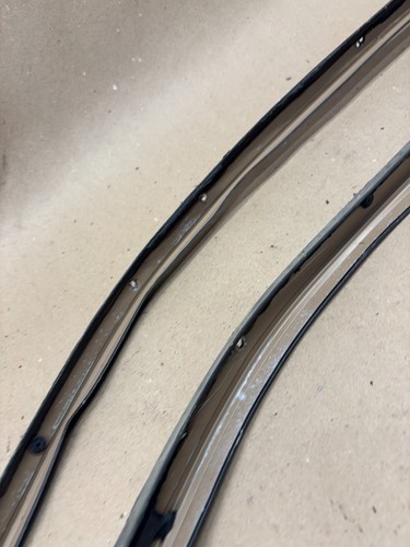 1982-1992 Firebird Trans Am Camaro HARDTOP HATCH Weatherstrip Channel Retainer - Picture 5 of 21