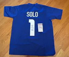 Hope Solo Cards, Rookie Cards and Autograph Memorabilia Buying Guide 35