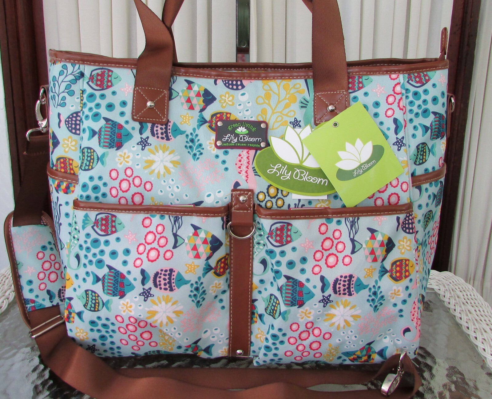 lily bloom aquarium life luggage