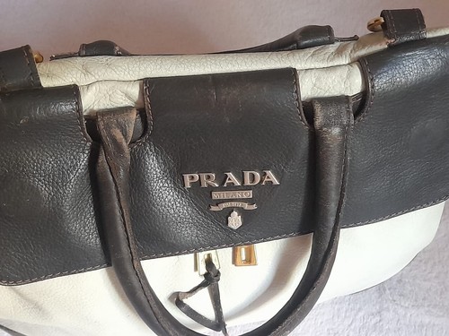 PRADA vintage rare piece, leather shoulder bag Brown White, flapped, authentic - Picture 14 of 24